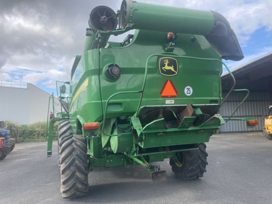 John Deere S680 - מקצרת קומבינה: תמונה 4 John Deere S680 - מקצרת קומבינה: תמונה 4