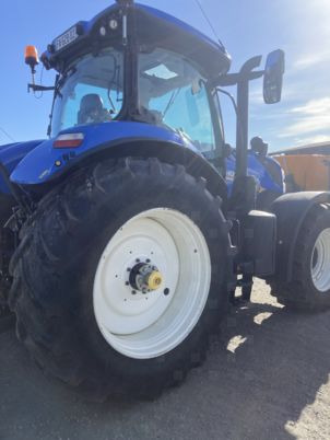 New Holland T7.210 - טרקטור חקלאי: תמונה 3 New Holland T7.210 - טרקטור חקלאי: תמונה 3