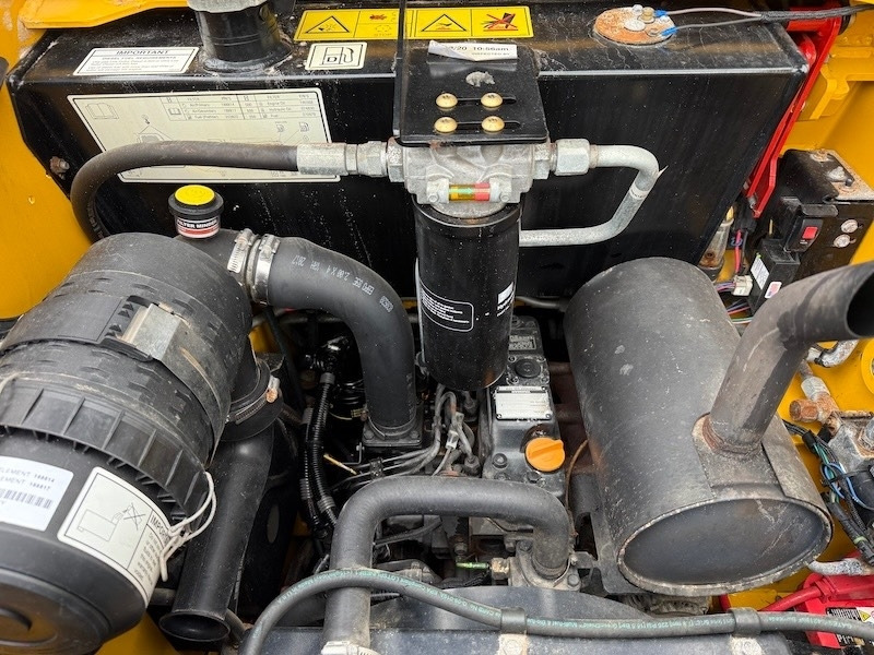 מעמיס זוחל Gehl RT 105: תמונה 7