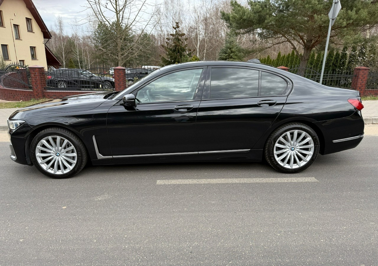 BMW SERIA 7 II (G11/G12) BMW SERIA 7 740d Xdrive 340KM Luxury+Exclusive Masaże Adaptiv Oś Lasery 2022 FV2 - סדאן: תמונה 5 BMW SERIA 7 II (G11/G12) BMW SERIA 7 740d Xdrive 340KM Luxury+Exclusive Masaże Adaptiv Oś Lasery 2022 FV2 - סדאן: תמונה 5