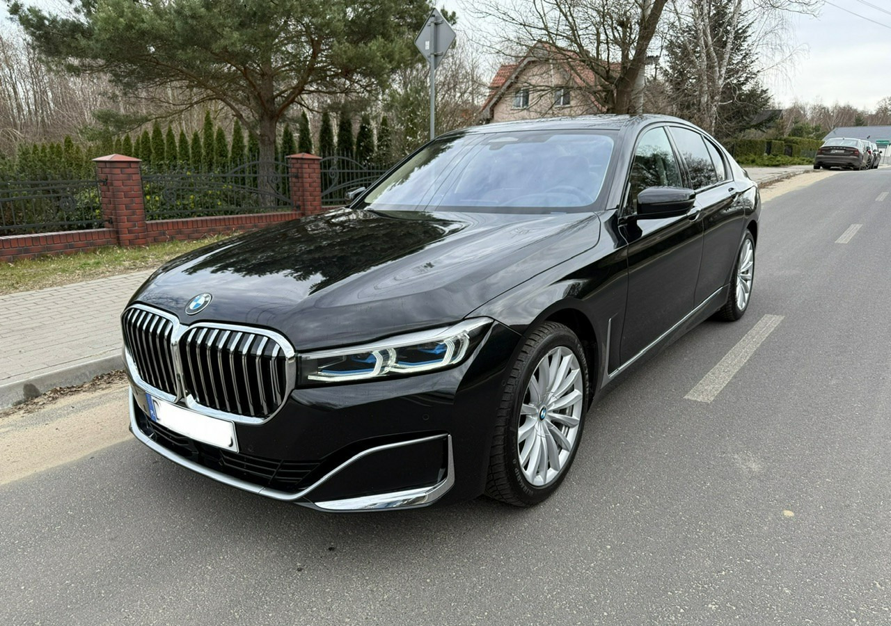 BMW SERIA 7 II (G11/G12) BMW SERIA 7 740d Xdrive 340KM Luxury+Exclusive Masaże Adaptiv Oś Lasery 2022 FV2 - סדאן: תמונה 4 BMW SERIA 7 II (G11/G12) BMW SERIA 7 740d Xdrive 340KM Luxury+Exclusive Masaże Adaptiv Oś Lasery 2022 FV2 - סדאן: תמונה 4
