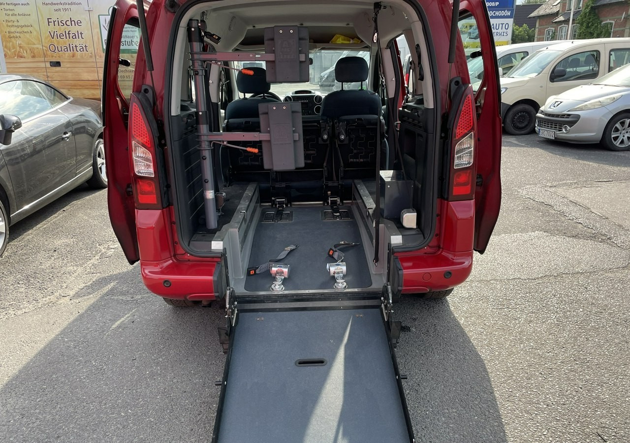 Citroen Berlingo II Berlingo 1.6 do przewozu Niepełnosprawnych inwalida rampa 2018 - מכונית: תמונה 3 Citroen Berlingo II Berlingo 1.6 do przewozu Niepełnosprawnych inwalida rampa 2018 - מכונית: תמונה 3