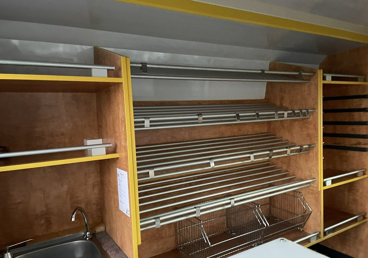 משאית ממכר Citroen Jumper Autosklep pieczywa Gastronomiczny Food Truck Foodtruck sklep bar 201: תמונה 16 משאית ממכר Citroen Jumper Autosklep pieczywa Gastronomiczny Food Truck Foodtruck sklep bar 201: תמונה 16
