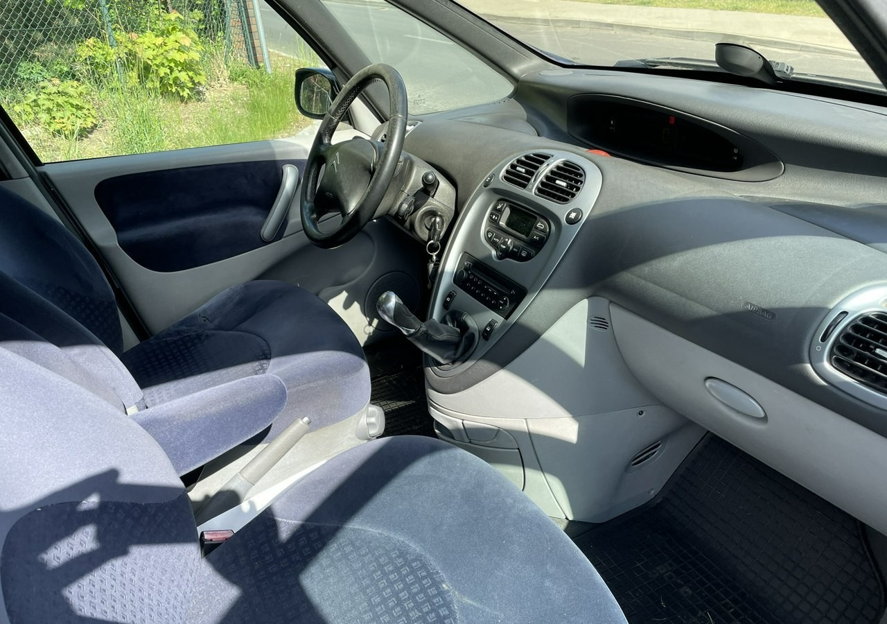 Citroen Xsara Picasso Citroen Xsara Picasso 1.6HDI-110KM Klima tempomat 2006 - מכונית: תמונה 3 Citroen Xsara Picasso Citroen Xsara Picasso 1.6HDI-110KM Klima tempomat 2006 - מכונית: תמונה 3