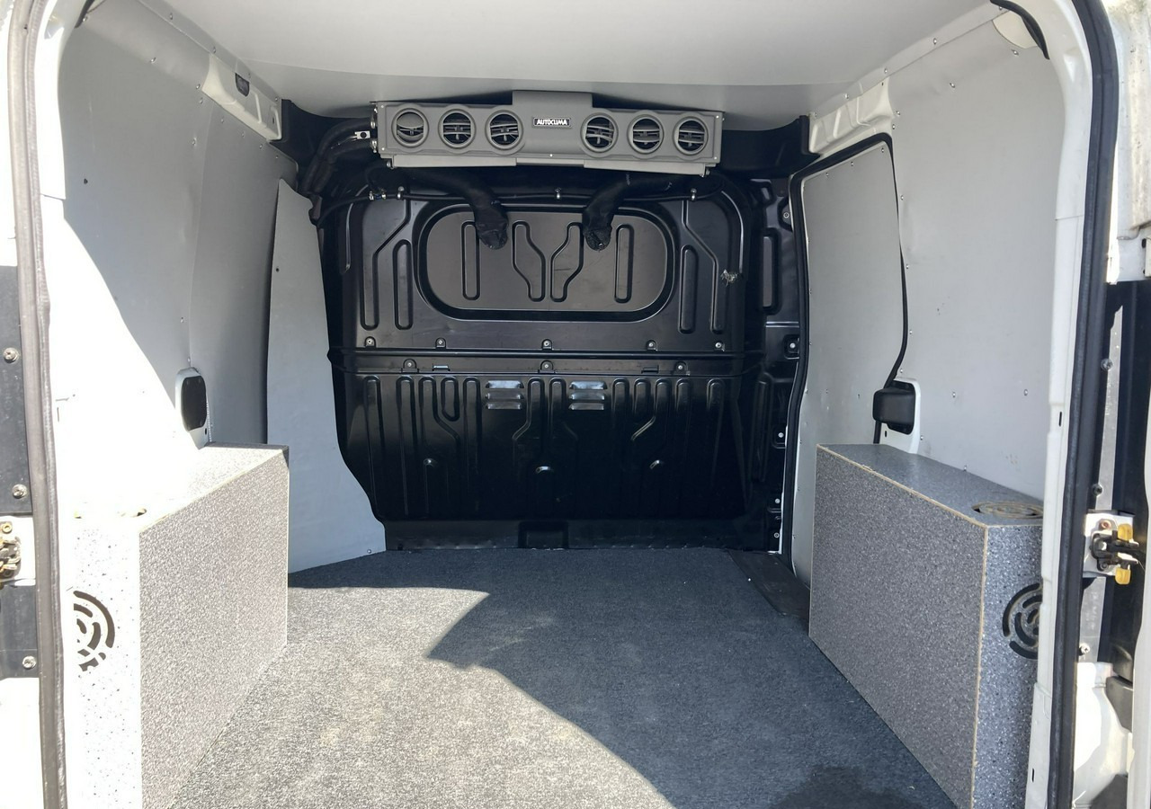 Fiat Doblo Fiat Doblo 1,3 jtd ECO Flex chłodnia do leków 2013 - כלי רכב מסחרי עם לוח: תמונה 2 Fiat Doblo Fiat Doblo 1,3 jtd ECO Flex chłodnia do leków 2013 - כלי רכב מסחרי עם לוח: תמונה 2