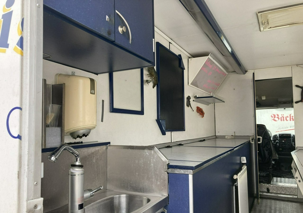 Fiat Ducato Autosklep mięso-ryba Gastronomiczny Food Truck Foodtruck sklep 2004 - משאית ממכר, כלי רכב מסחרי: תמונה 4 Fiat Ducato Autosklep mięso-ryba Gastronomiczny Food Truck Foodtruck sklep 2004 - משאית ממכר, כלי רכב מסחרי: תמונה 4