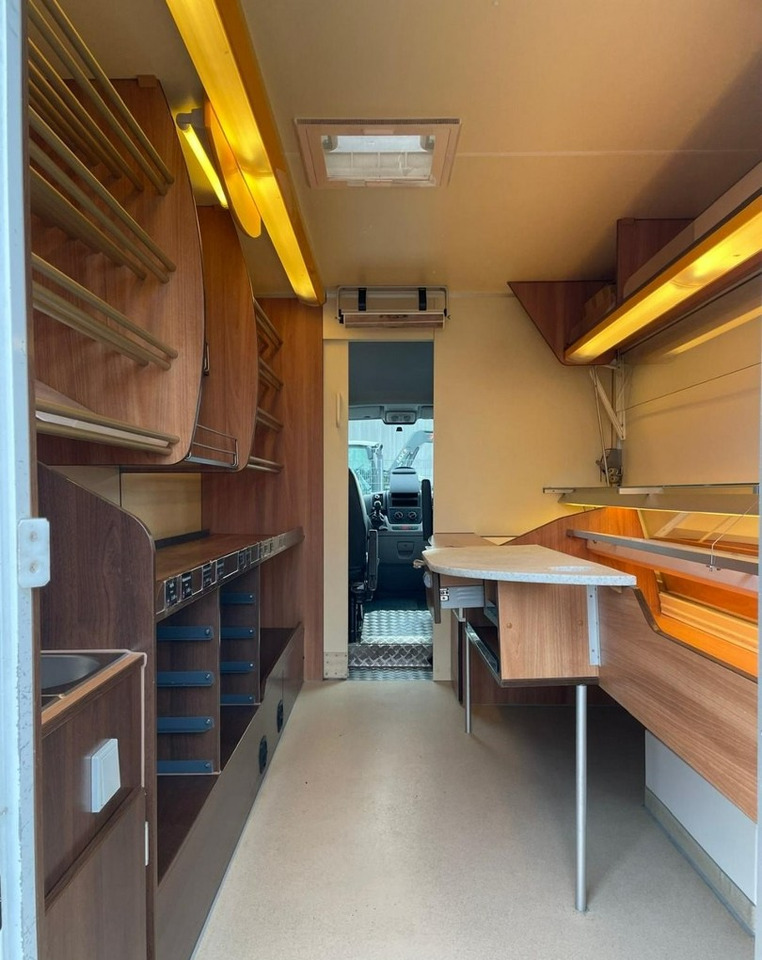 Fiat Ducato Autosklep piecz Gastronomiczny Food Truck Foodtruck sklep 132tkm Bor - משאית ממכר: תמונה 1 Fiat Ducato Autosklep piecz Gastronomiczny Food Truck Foodtruck sklep 132tkm Bor - משאית ממכר: תמונה 1