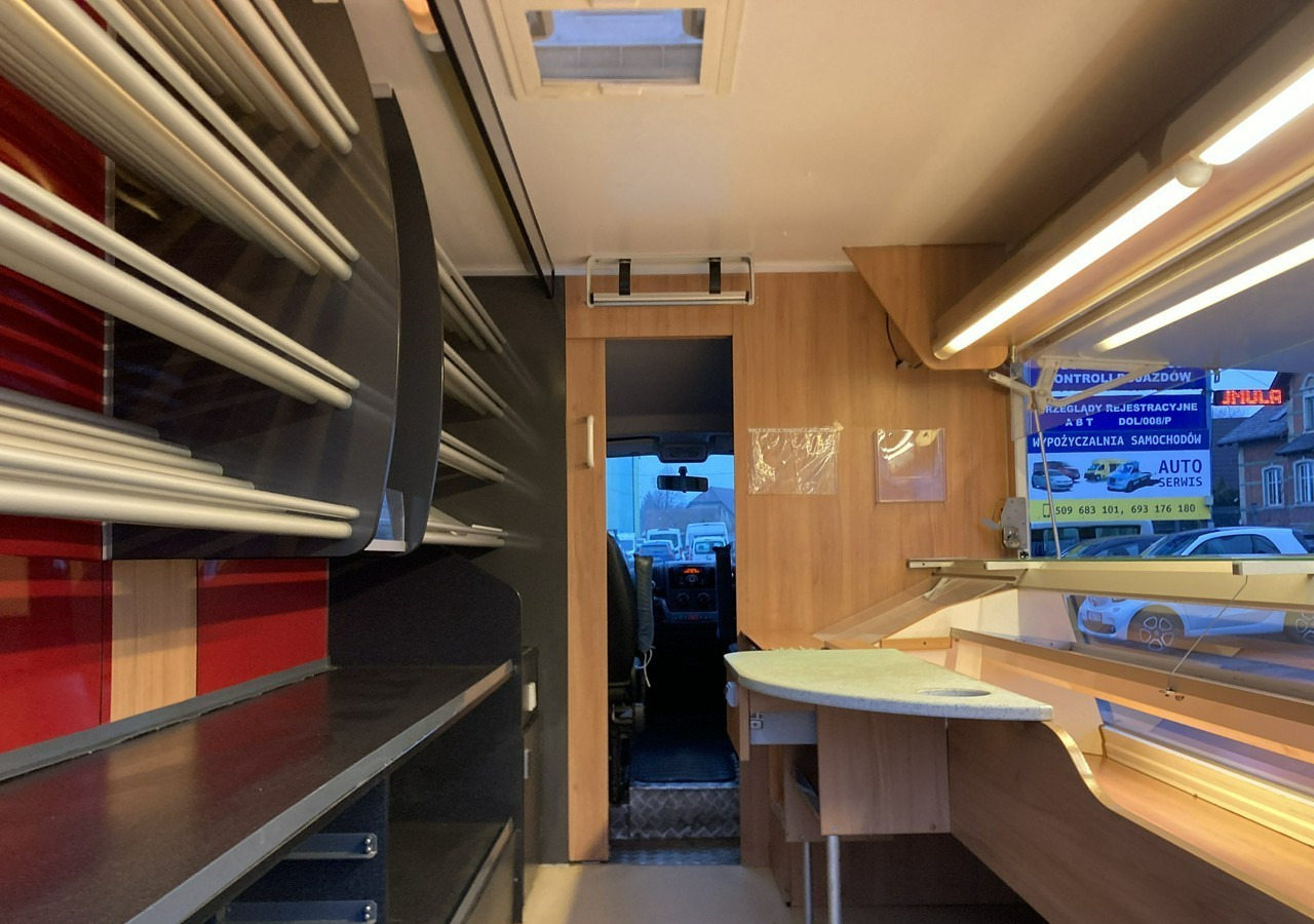 Fiat Ducato Autosklep pieczywa Gastronomiczny Food Truck Foodtruck sklep 2013Bor - משאית ממכר, כלי רכב מסחרי: תמונה 3 Fiat Ducato Autosklep pieczywa Gastronomiczny Food Truck Foodtruck sklep 2013Bor - משאית ממכר, כלי רכב מסחרי: תמונה 3