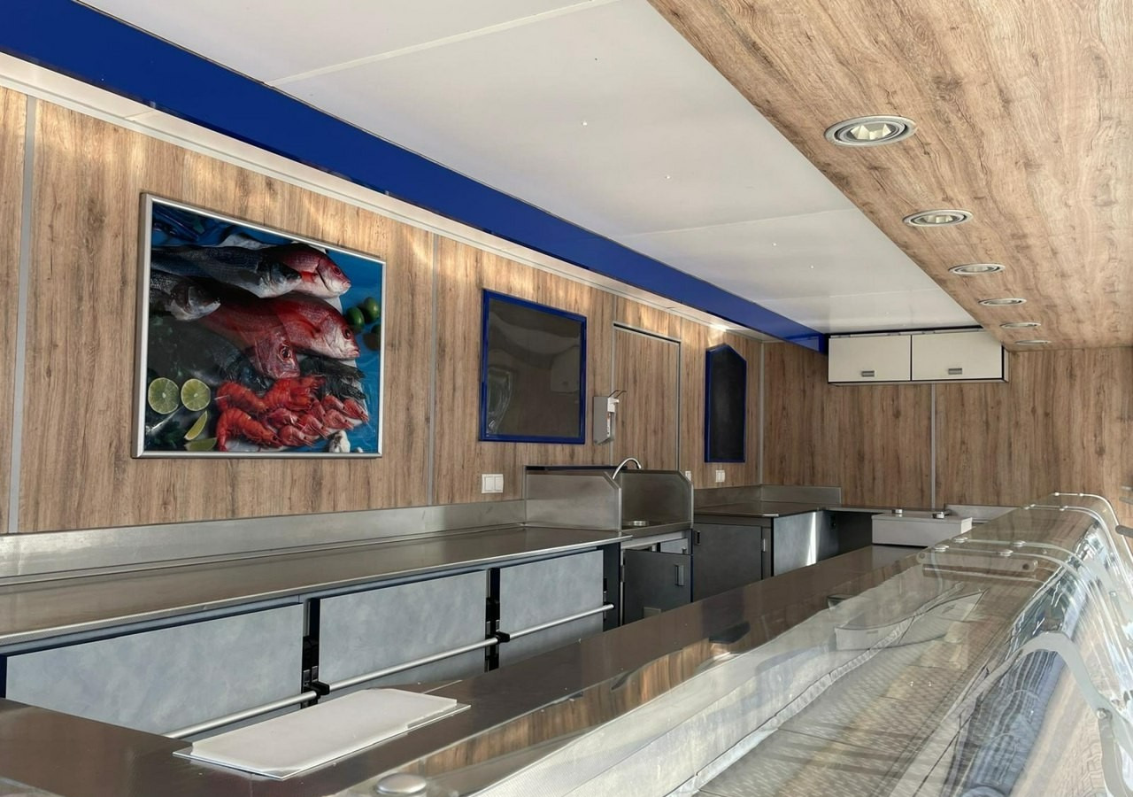 Fiat Ducato Autosklep wędlin Gastronomiczna food truck foodtruck sklep Borco 201 - משאית ממכר: תמונה 2 Fiat Ducato Autosklep wędlin Gastronomiczna food truck foodtruck sklep Borco 201 - משאית ממכר: תמונה 2