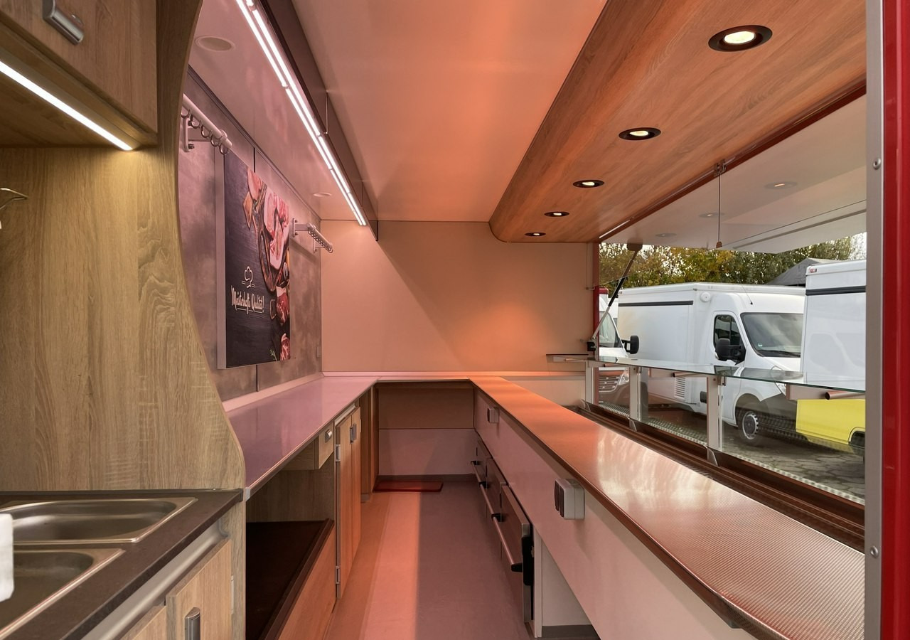 Fiat Ducato Autosklep wędlin Gastronomiczna food truck foodtruck sklep Borco 202 - משאית ממכר: תמונה 4 Fiat Ducato Autosklep wędlin Gastronomiczna food truck foodtruck sklep Borco 202 - משאית ממכר: תמונה 4