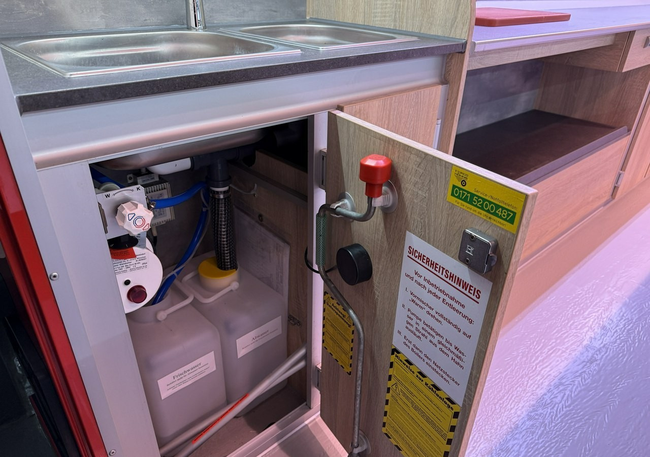 Fiat Ducato Autosklep wędlin Gastronomiczna food truck foodtruck sklep Borco 202 - משאית ממכר: תמונה 5 Fiat Ducato Autosklep wędlin Gastronomiczna food truck foodtruck sklep Borco 202 - משאית ממכר: תמונה 5