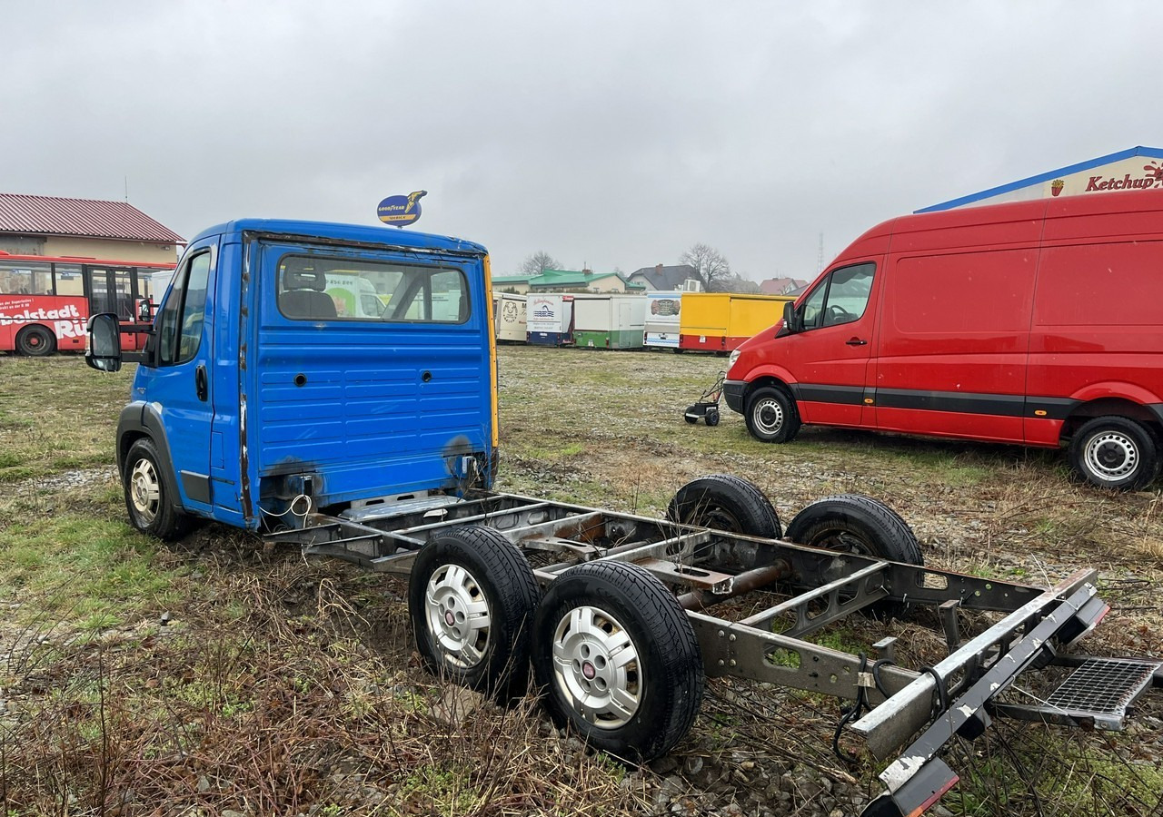 Fiat Ducato Ducato 3.0-160KM Rama pod zabudowę 2011,2009 - כלי רכב מסחרי: תמונה 5 Fiat Ducato Ducato 3.0-160KM Rama pod zabudowę 2011,2009 - כלי רכב מסחרי: תמונה 5