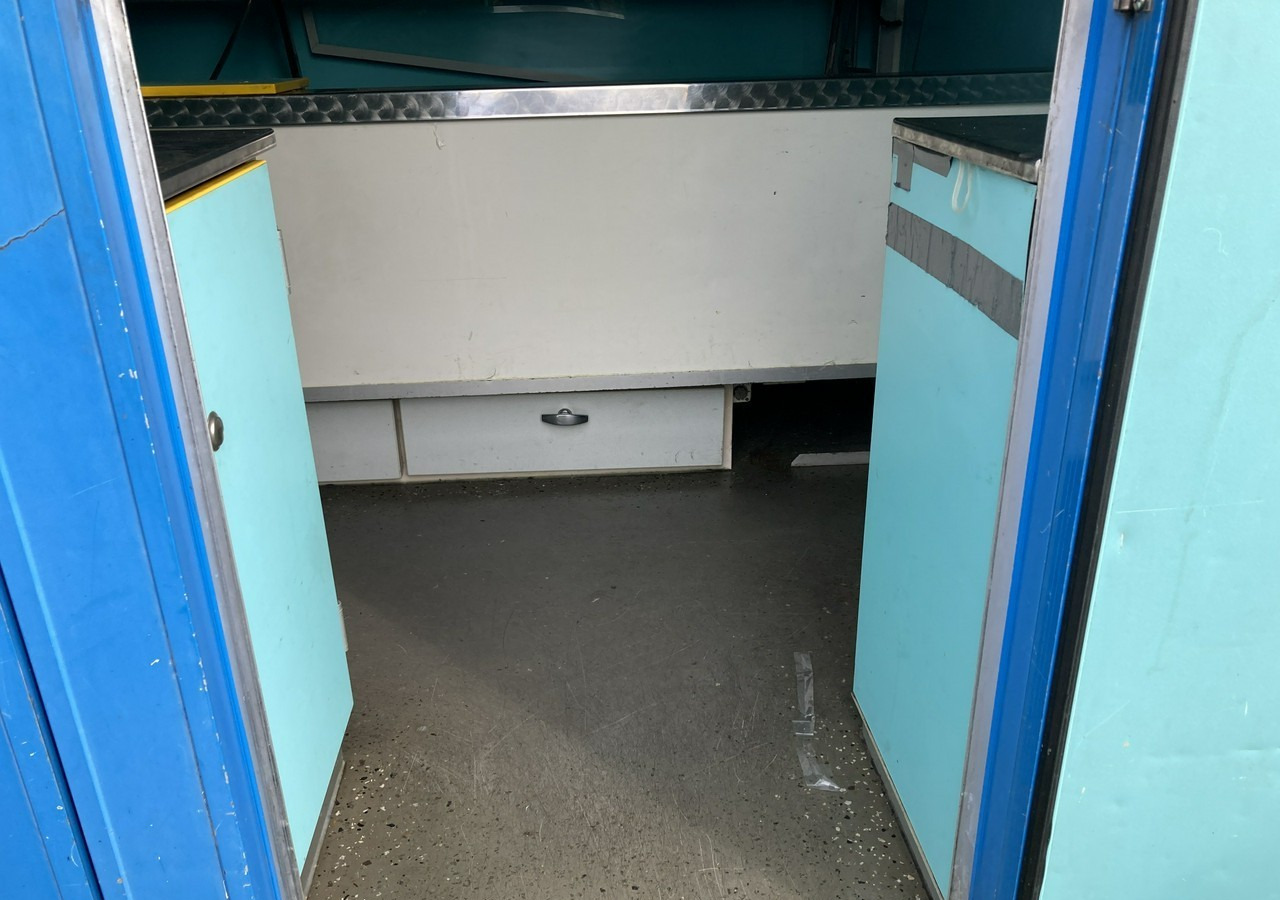 משאית ממכר Fiat Ducato Ducato Autosklep wędlin Gastronomiczny Food Truck Foodtruck sklep: תמונה 15 משאית ממכר Fiat Ducato Ducato Autosklep wędlin Gastronomiczny Food Truck Foodtruck sklep: תמונה 15