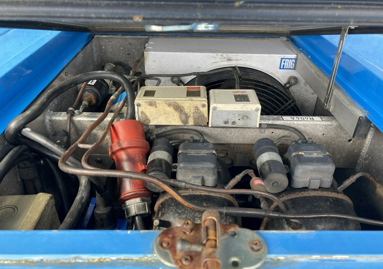 משאית ממכר Fiat Ducato Ducato Autosklep wędlin Gastronomiczny Food Truck Foodtruck sklep: תמונה 14 משאית ממכר Fiat Ducato Ducato Autosklep wędlin Gastronomiczny Food Truck Foodtruck sklep: תמונה 14