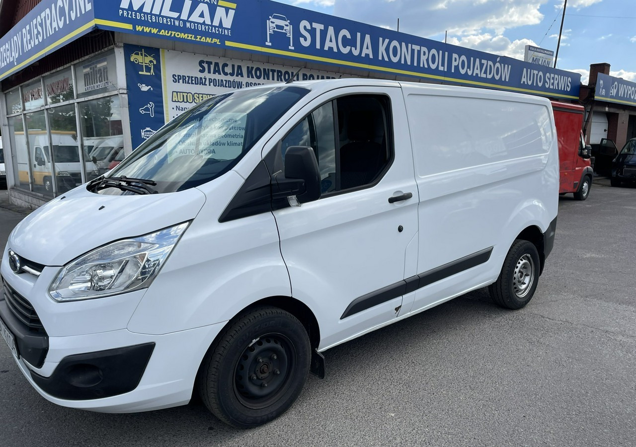 Ford Transit Transit Custom Transit Custom 2.0 Klima 153tkm Model 2018 - כלי רכב מסחרי עם לוח: תמונה 3 Ford Transit Transit Custom Transit Custom 2.0 Klima 153tkm Model 2018 - כלי רכב מסחרי עם לוח: תמונה 3
