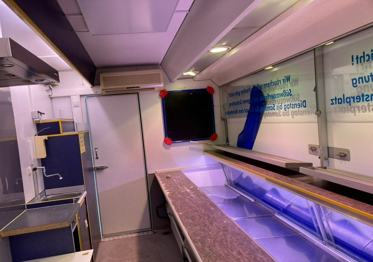 Inna Inny Autosklep wędlin Gastronomiczna food truck foodtruck sklep Klima199 - קרון נגרר לממכר: תמונה 4 Inna Inny Autosklep wędlin Gastronomiczna food truck foodtruck sklep Klima199 - קרון נגרר לממכר: תמונה 4
