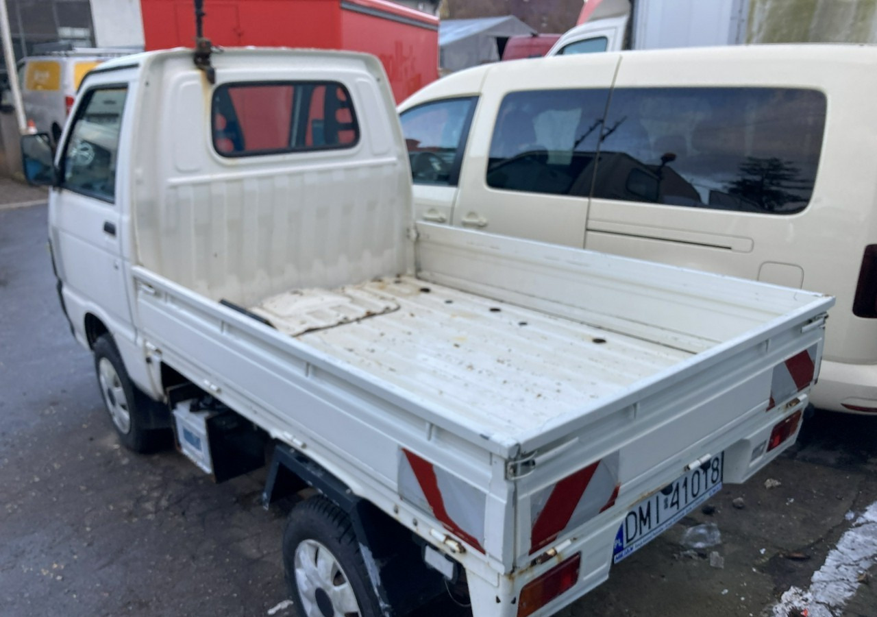 Inna Inny PFAU Piaggio Porter 4X4 Skrzynia odśnieżarka Pług 5655km 2012 - כלי רכב מסחרי במיטה שטוחה: תמונה 3 Inna Inny PFAU Piaggio Porter 4X4 Skrzynia odśnieżarka Pług 5655km 2012 - כלי רכב מסחרי במיטה שטוחה: תמונה 3