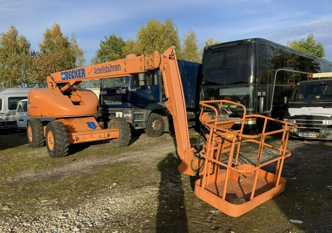 Inna Inny Podnośnik koszowy Haulotte H23 zwyżka 4x4 12082 mg 23 metrów - מוט טלסקופי: תמונה 4 Inna Inny Podnośnik koszowy Haulotte H23 zwyżka 4x4 12082 mg 23 metrów - מוט טלסקופי: תמונה 4