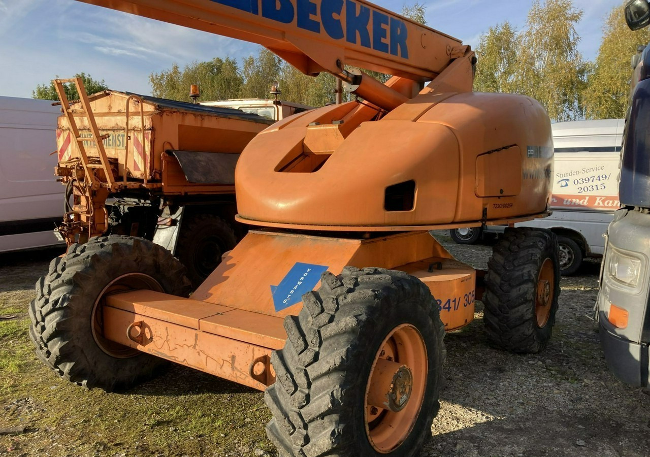 Inna Inny Podnośnik koszowy Haulotte H23 zwyżka 4x4 12082 mg 23 metrów - מוט טלסקופי: תמונה 3 Inna Inny Podnośnik koszowy Haulotte H23 zwyżka 4x4 12082 mg 23 metrów - מוט טלסקופי: תמונה 3