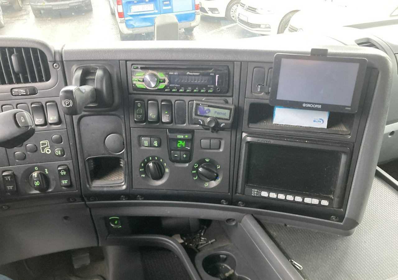 Inna Inny Scania G320 Wózek PALFINGER Firanka Plandeka plandeka Moffett 2012 - כלי רכב מסחרי עם וילונות צד: תמונה 5 Inna Inny Scania G320 Wózek PALFINGER Firanka Plandeka plandeka Moffett 2012 - כלי רכב מסחרי עם וילונות צד: תמונה 5