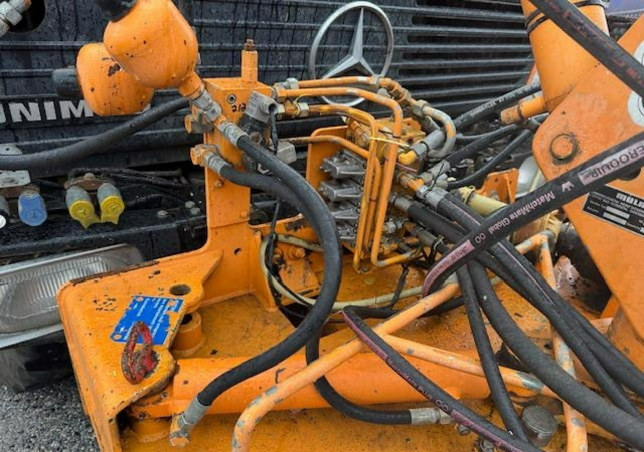 כלי רכב עירוני/ מיוחד Inna Inny Unimog 1400 4X4 Kosiarka bijakowa teleskopowa: תמונה 17