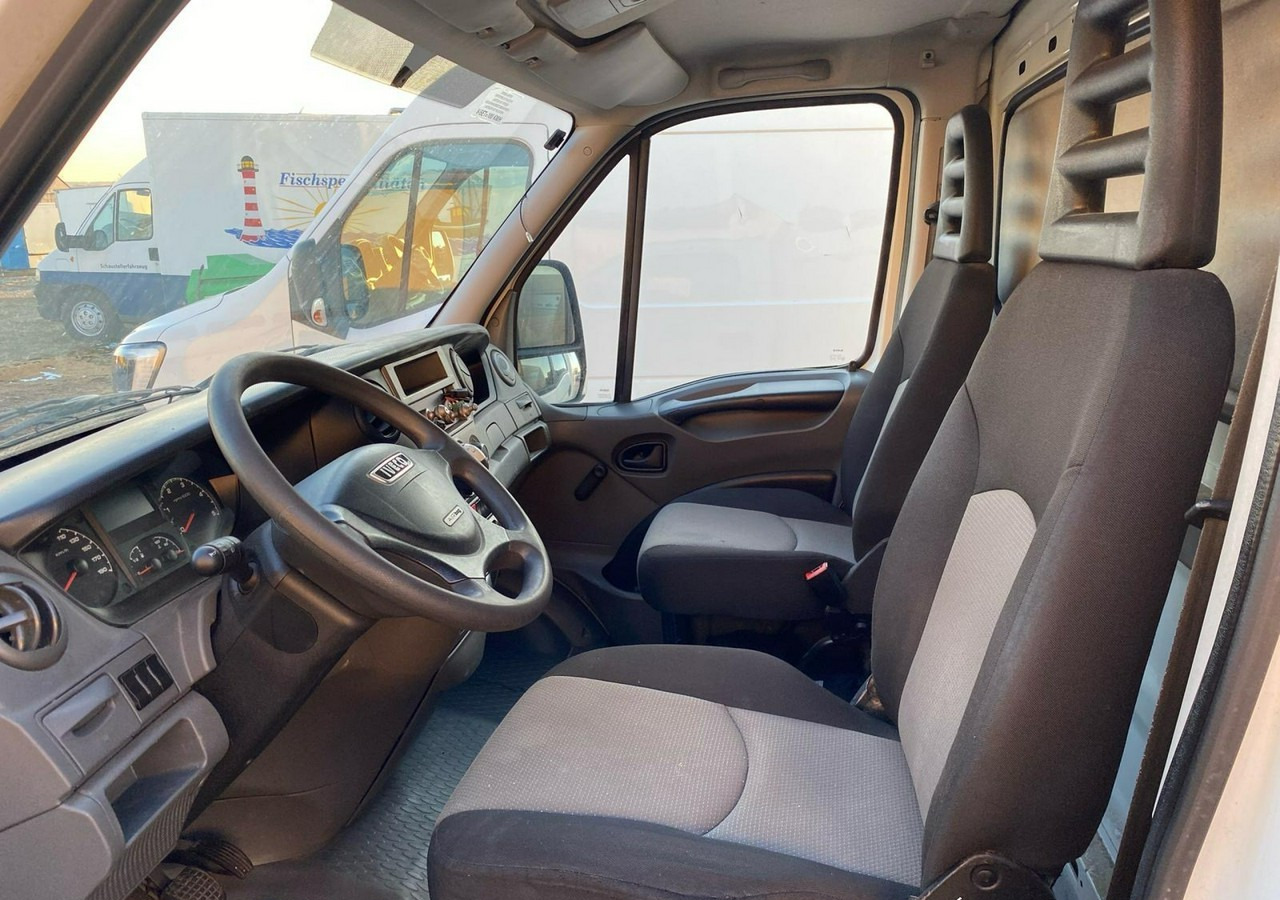 Iveco Inny Iveco Iveco Daily 35-13 chłodnia 10 komorowa Mrożnia do -40C Model 2014 - כלי רכב מסחרי לקירור: תמונה 5 Iveco Inny Iveco Iveco Daily 35-13 chłodnia 10 komorowa Mrożnia do -40C Model 2014 - כלי רכב מסחרי לקירור: תמונה 5