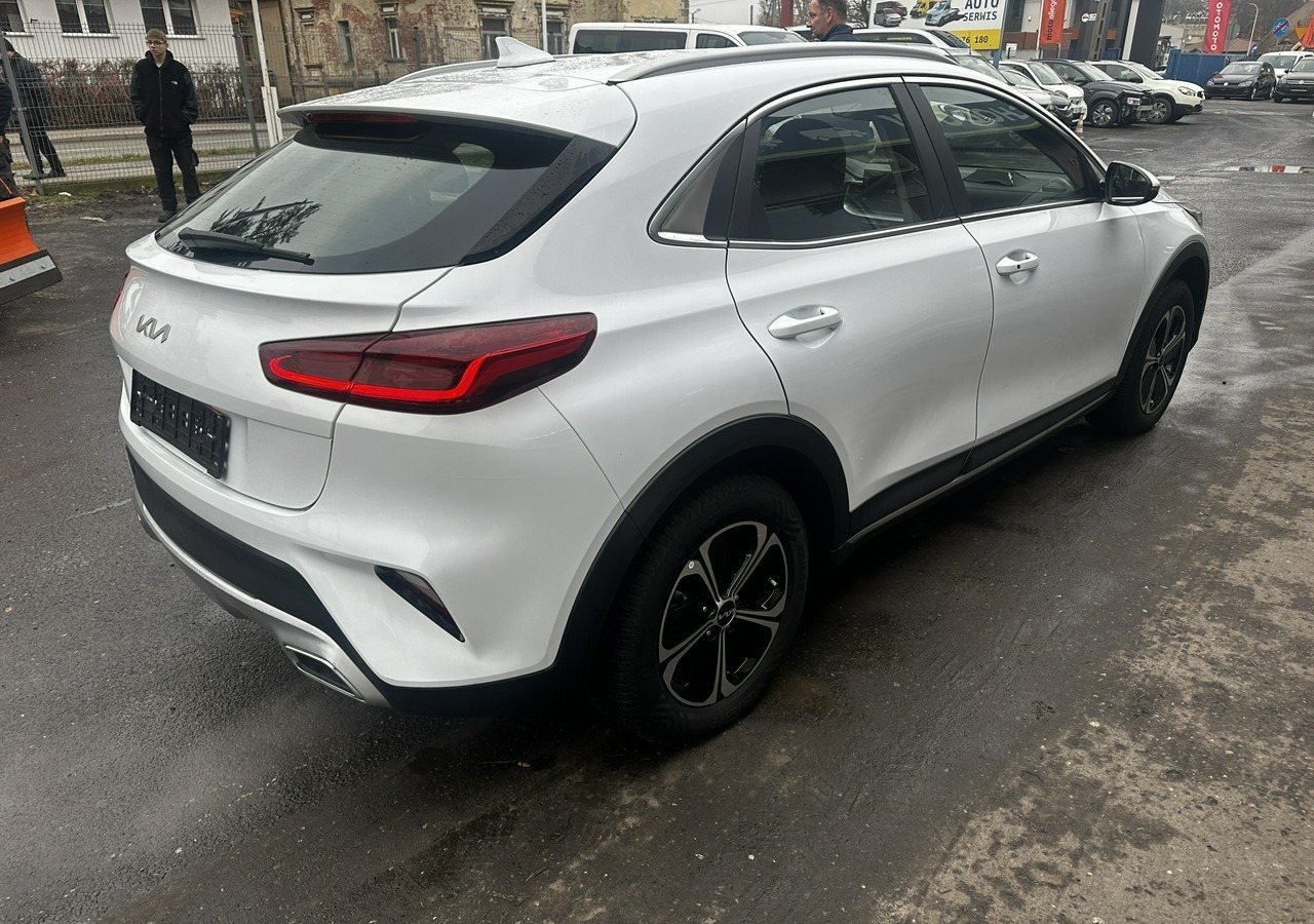 Kia Xceed 1.6 GDI Hybryda Plug-in 50 km na prądzie 2022 - האצ'בק: תמונה 2 Kia Xceed 1.6 GDI Hybryda Plug-in 50 km na prądzie 2022 - האצ'בק: תמונה 2