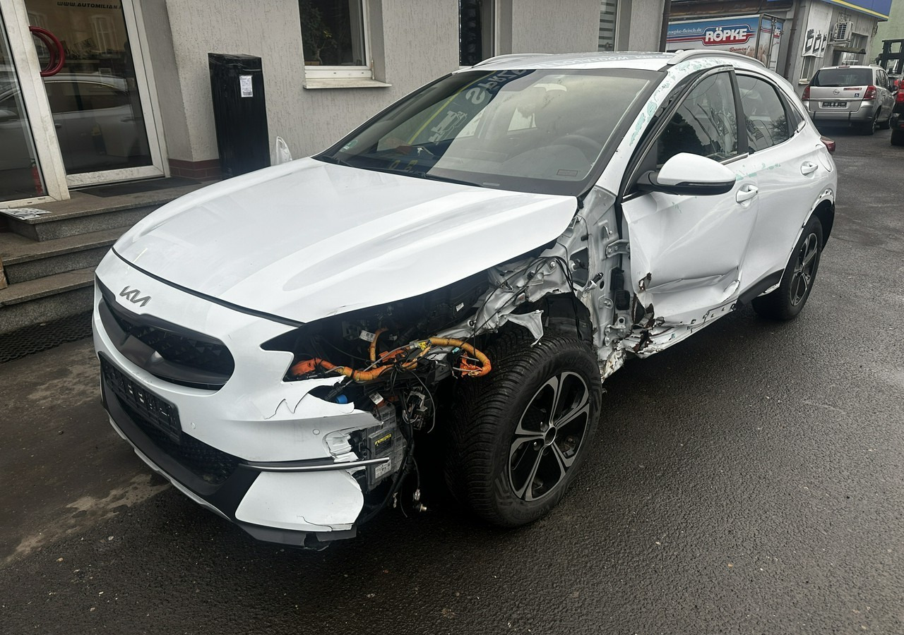 Kia Xceed 1.6 GDI Hybryda Plug-in 50 km na prądzie 2022 - האצ'בק: תמונה 4 Kia Xceed 1.6 GDI Hybryda Plug-in 50 km na prądzie 2022 - האצ'בק: תמונה 4