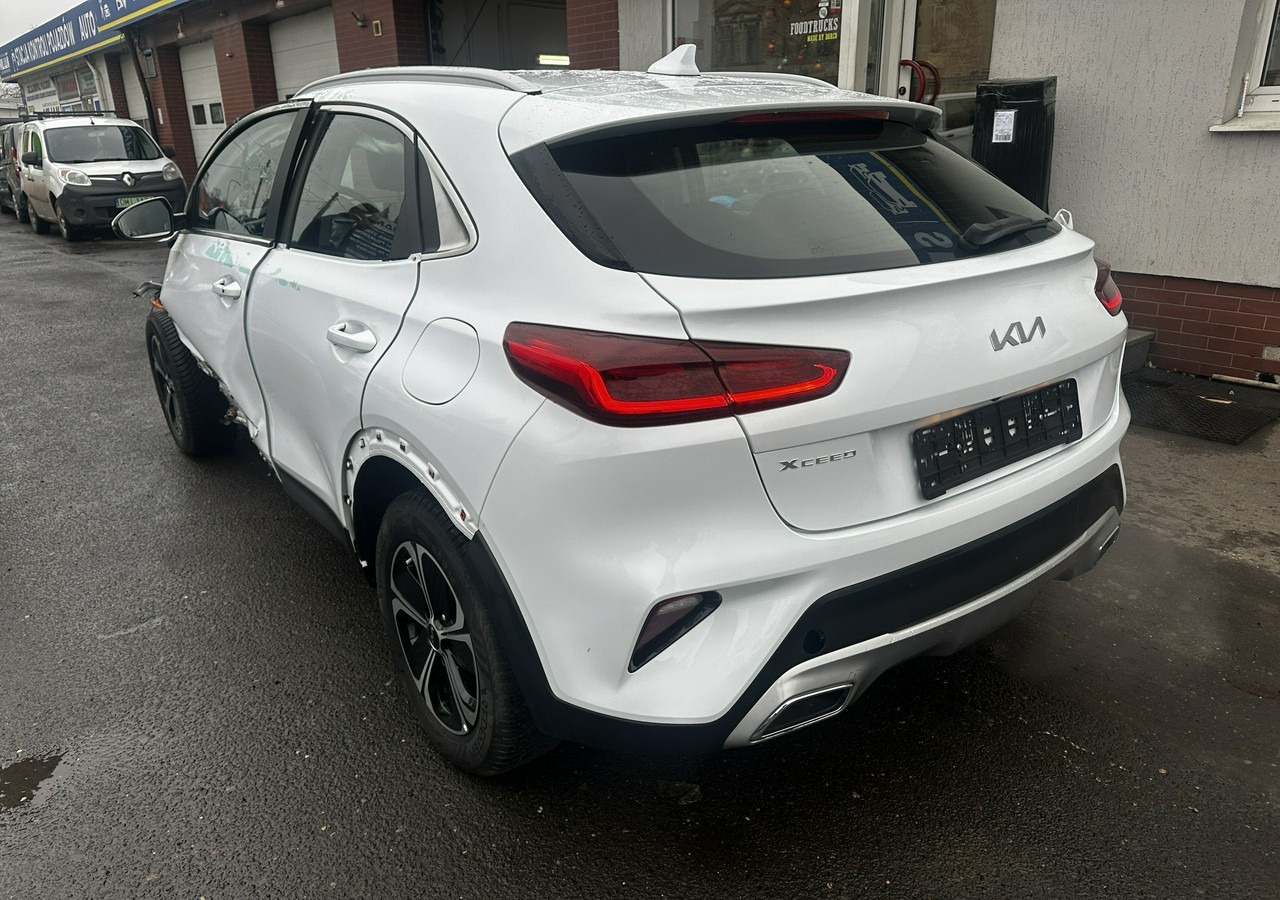Kia Xceed 1.6 GDI Hybryda Plug-in 50 km na prądzie 2022 - האצ'בק: תמונה 3 Kia Xceed 1.6 GDI Hybryda Plug-in 50 km na prądzie 2022 - האצ'בק: תמונה 3