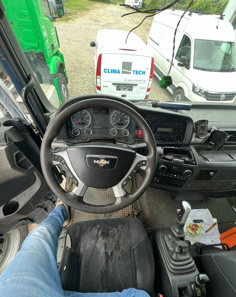 MAN Inny MAN Man TGX 18.400 Bramowiec hakowiec Meiler Model 2012 - משאית דילוג העמסה: תמונה 5 MAN Inny MAN Man TGX 18.400 Bramowiec hakowiec Meiler Model 2012 - משאית דילוג העמסה: תמונה 5