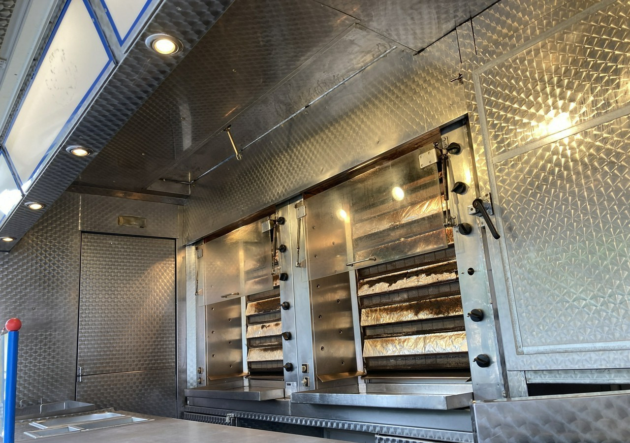 Mercedes-Benz Sprinter Autosklep Grill kurczak Gastronomiczny Food Truck Foodtruck sklep 20 - משאית ממכר: תמונה 3 Mercedes-Benz Sprinter Autosklep Grill kurczak Gastronomiczny Food Truck Foodtruck sklep 20 - משאית ממכר: תמונה 3
