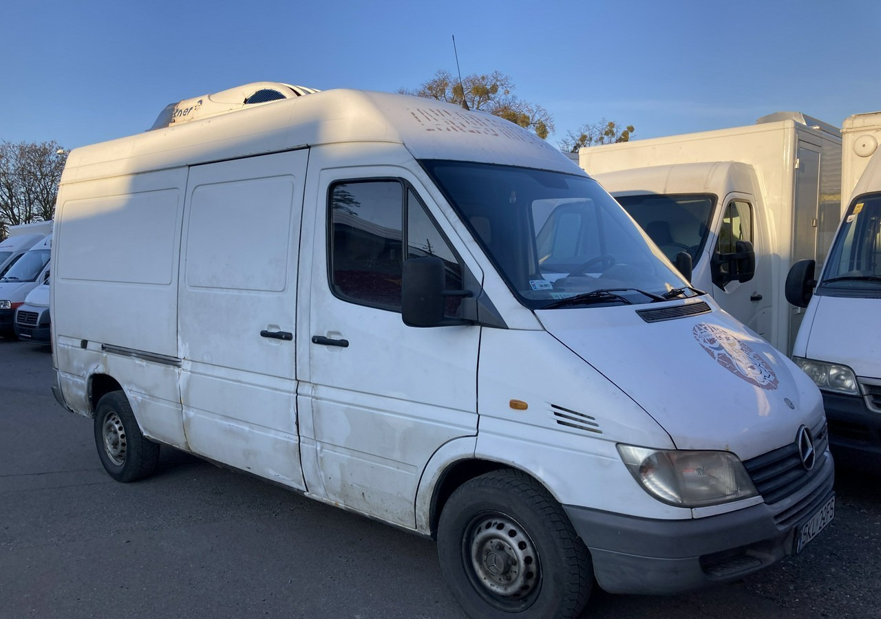 Mercedes-Benz Sprinter Sprinter 313 CDI Chłodnia -Mrożnia Kesstner - כלי רכב מסחרי לקירור: תמונה 1 Mercedes-Benz Sprinter Sprinter 313 CDI Chłodnia -Mrożnia Kesstner - כלי רכב מסחרי לקירור: תמונה 1