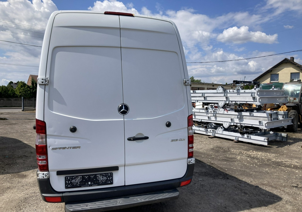 Mercedes-Benz Sprinter Sprinter 313CDI Max 2015 - כלי רכב מסחרי עם לוח: תמונה 4 Mercedes-Benz Sprinter Sprinter 313CDI Max 2015 - כלי רכב מסחרי עם לוח: תמונה 4
