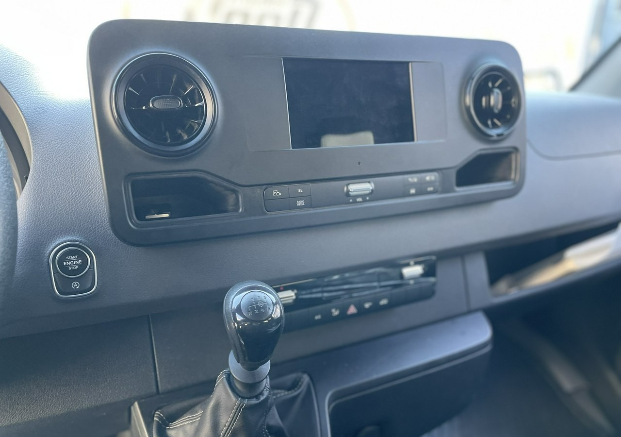 Mercedes-Benz Sprinter Sprinter 317 CDI MAX Klima Navi Kmera Model 2022 - כלי רכב מסחרי עם לוח: תמונה 5 Mercedes-Benz Sprinter Sprinter 317 CDI MAX Klima Navi Kmera Model 2022 - כלי רכב מסחרי עם לוח: תמונה 5