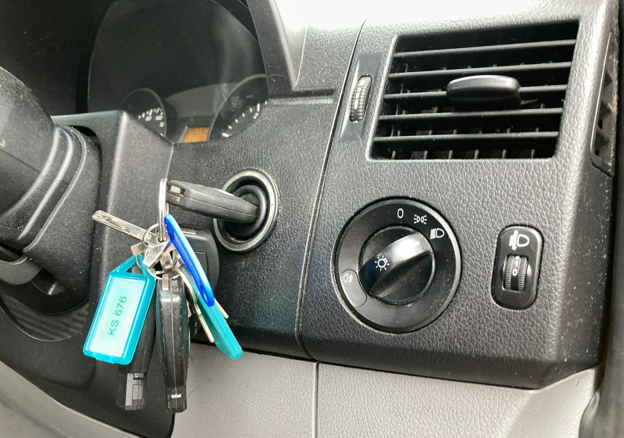 משאית אשפה Mercedes-Benz Sprinter Sprinter 513 Śmieciarka Prasa 2010: תמונה 18 משאית אשפה Mercedes-Benz Sprinter Sprinter 513 Śmieciarka Prasa 2010: תמונה 18