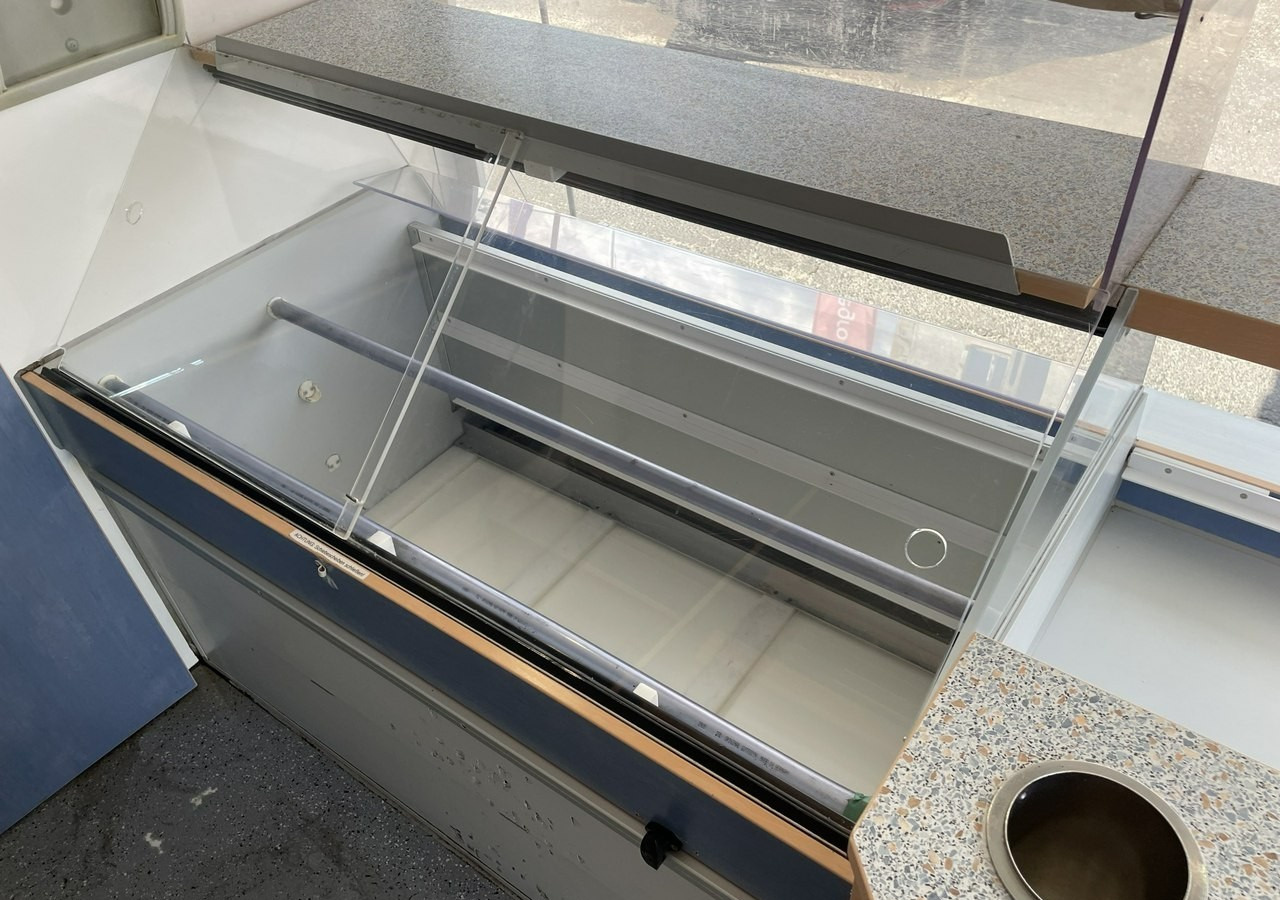 Opel Vivaro Autosklep pieczywa Sklep bar Gastronomiczny Food Truck Foodtruck 200 - משאית ממכר: תמונה 5 Opel Vivaro Autosklep pieczywa Sklep bar Gastronomiczny Food Truck Foodtruck 200 - משאית ממכר: תמונה 5