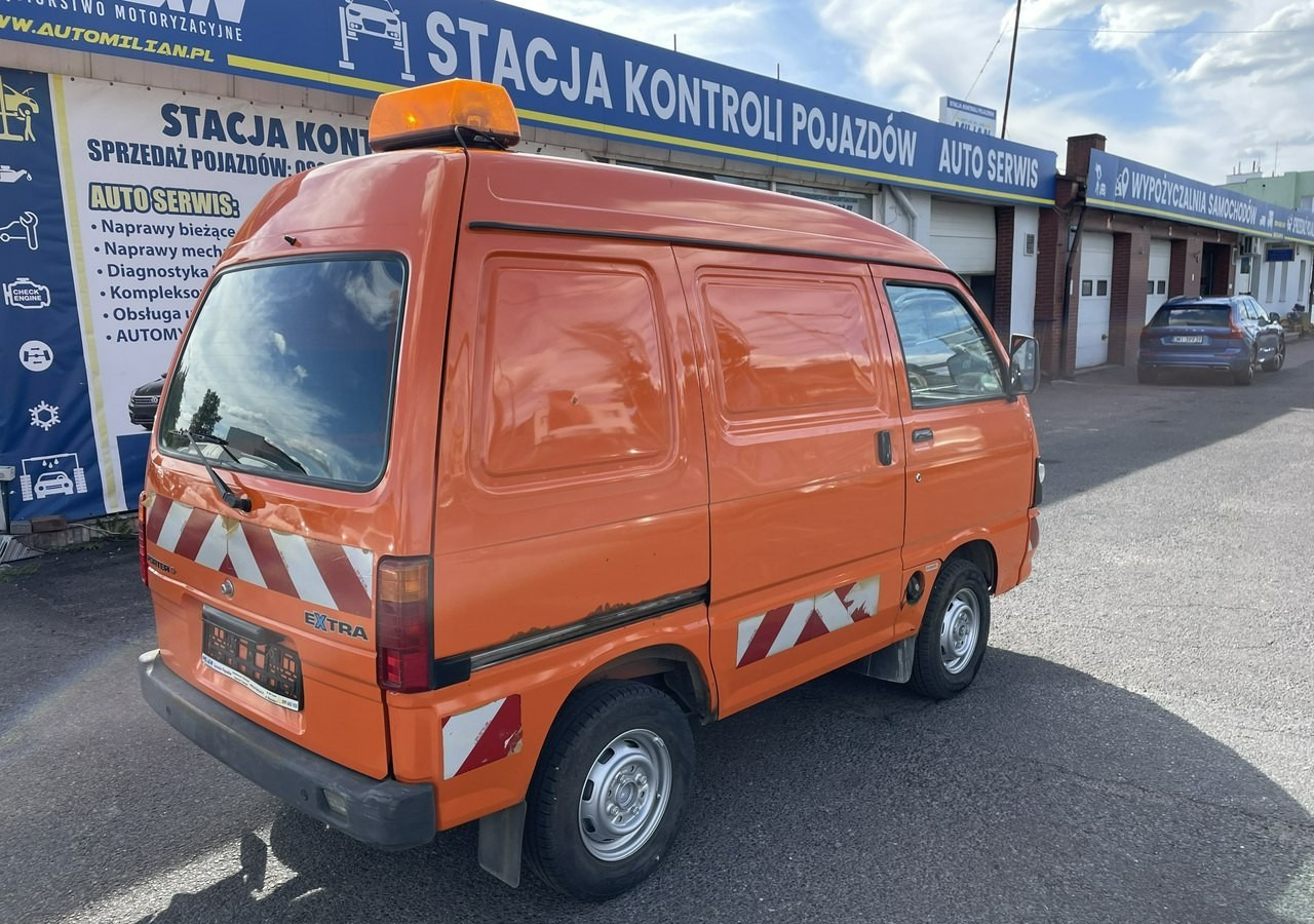 Piaggio Piaggio Porter Furgon 39348km 2x boczne drzwi 2012 - כלי רכב מסחרי עם לוח: תמונה 3 Piaggio Piaggio Porter Furgon 39348km 2x boczne drzwi 2012 - כלי רכב מסחרי עם לוח: תמונה 3