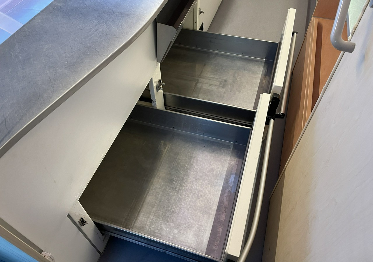 Renault Master Autosklep Wędlin Gastronomiczny Food Truck Foodtruck sklep BORCO 201 - משאית ממכר: תמונה 5 Renault Master Autosklep Wędlin Gastronomiczny Food Truck Foodtruck sklep BORCO 201 - משאית ממכר: תמונה 5