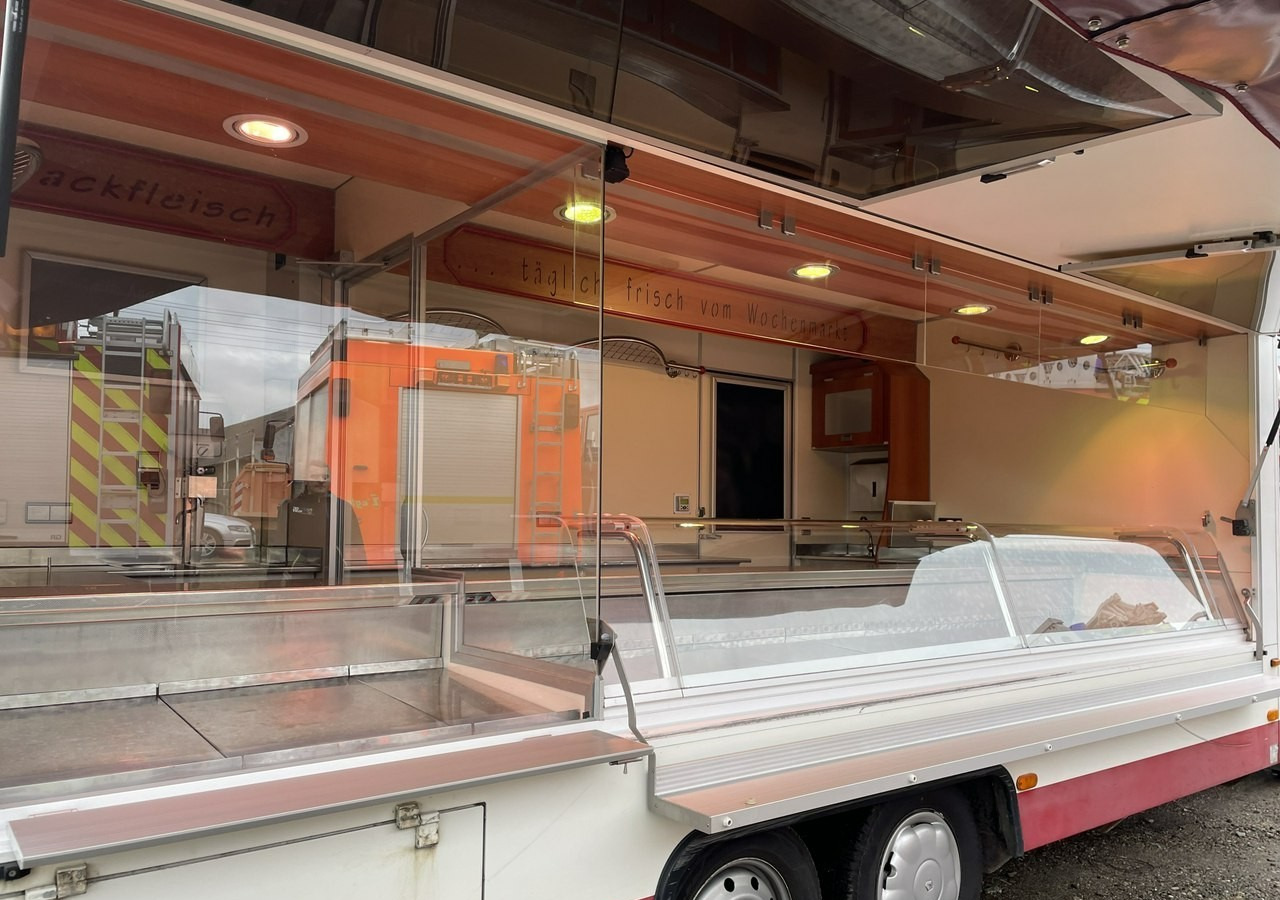 Renault Master Autosklep wędl Gastronomiczny Food Truck Foodtruck Sklep Klima Borc - משאית ממכר: תמונה 2 Renault Master Autosklep wędl Gastronomiczny Food Truck Foodtruck Sklep Klima Borc - משאית ממכר: תמונה 2