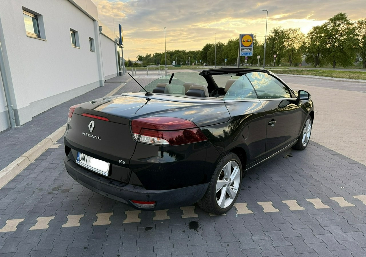 Renault Megane III Cabrio LIFT III 1.2 TCE 131 Skóra Led Navi PDC Bogate wyposażenie 20 - קבריולט: תמונה 2 Renault Megane III Cabrio LIFT III 1.2 TCE 131 Skóra Led Navi PDC Bogate wyposażenie 20 - קבריולט: תמונה 2