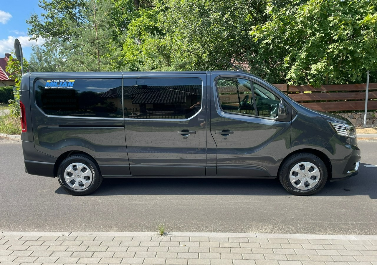 Renault Trafic III 2.0dci 150KM 9-osobowy do przewozu niepełnosprawnych RAMPA 2022 PFRO - מכונית: תמונה 2 Renault Trafic III 2.0dci 150KM 9-osobowy do przewozu niepełnosprawnych RAMPA 2022 PFRO - מכונית: תמונה 2