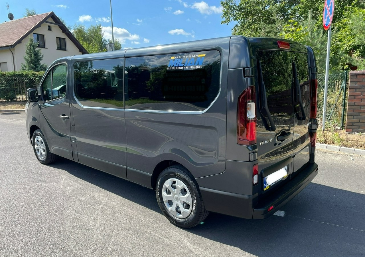 Renault Trafic III 2.0dci 150KM 9-osobowy do przewozu niepełnosprawnych RAMPA 2022 PFRO - מכונית: תמונה 4 Renault Trafic III 2.0dci 150KM 9-osobowy do przewozu niepełnosprawnych RAMPA 2022 PFRO - מכונית: תמונה 4