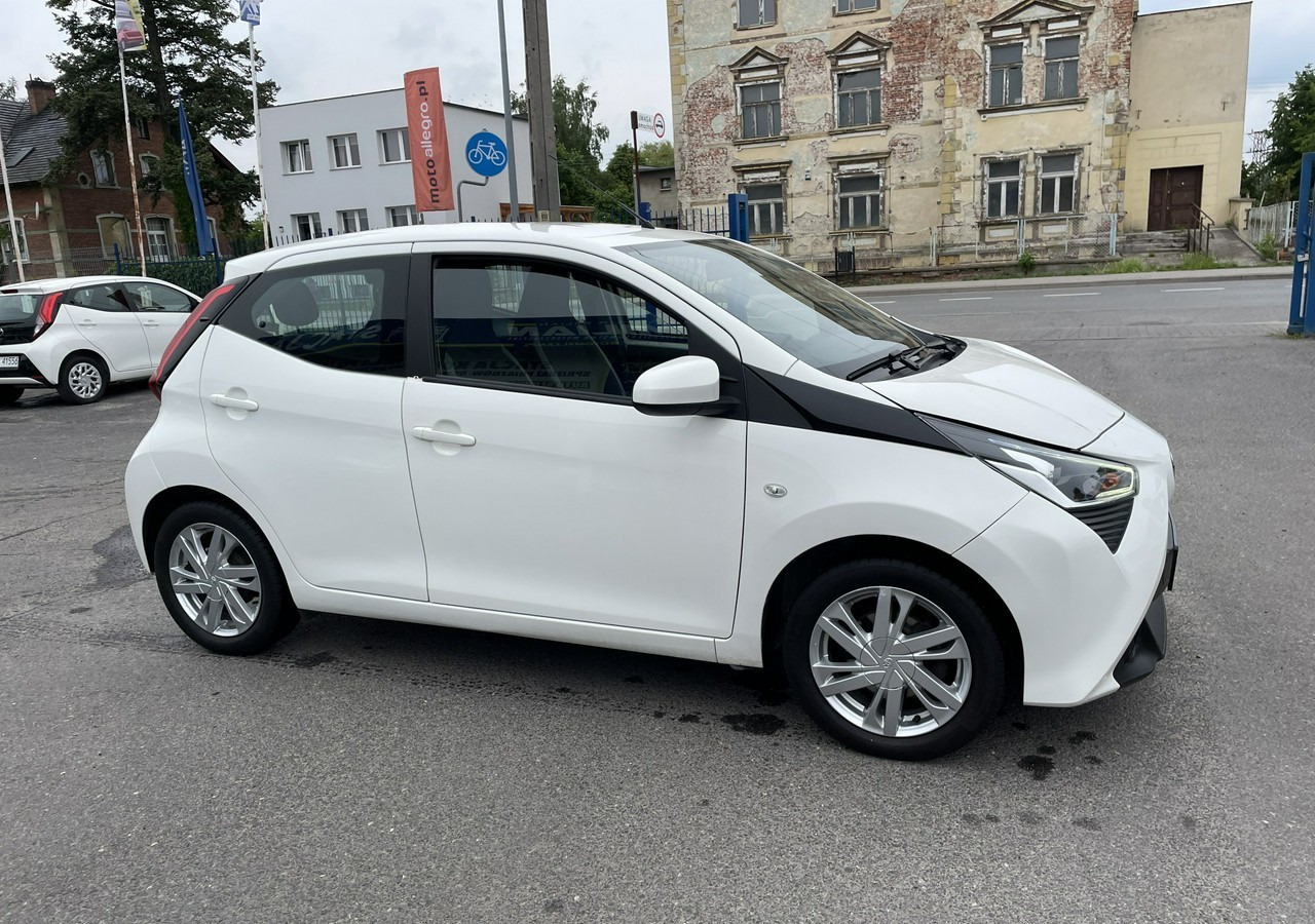 Toyota Aygo II Toyota Aygo 1.0 VVT-i JBL Edition bezyna+LPG Salon PL 2020 - האצ'בק: תמונה 3 Toyota Aygo II Toyota Aygo 1.0 VVT-i JBL Edition bezyna+LPG Salon PL 2020 - האצ'בק: תמונה 3