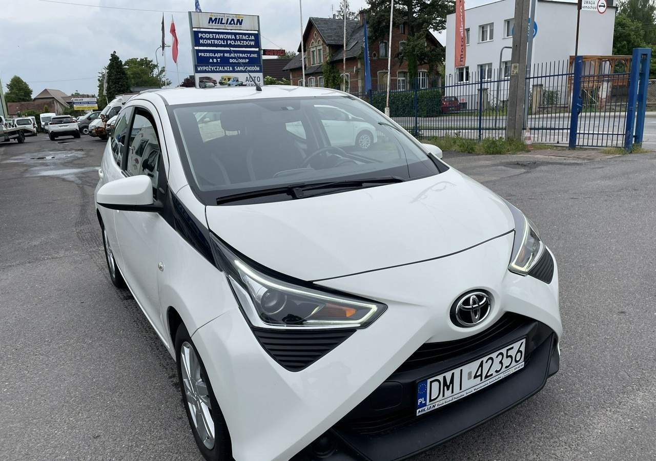 Toyota Aygo II Toyota Aygo 1.0 VVT-i JBL Edition bezyna+LPG Salon PL 2020 - האצ'בק: תמונה 4 Toyota Aygo II Toyota Aygo 1.0 VVT-i JBL Edition bezyna+LPG Salon PL 2020 - האצ'בק: תמונה 4