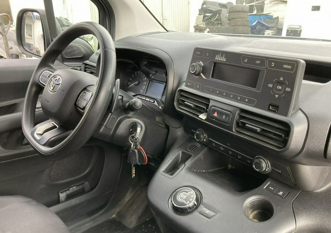 Toyota Inny Toyota Toyota Proace City Maxi - 5 osob Automat Klima Salon PL Model 2021 - כלי רכב מסחרי עם לוח: תמונה 3 Toyota Inny Toyota Toyota Proace City Maxi - 5 osob Automat Klima Salon PL Model 2021 - כלי רכב מסחרי עם לוח: תמונה 3