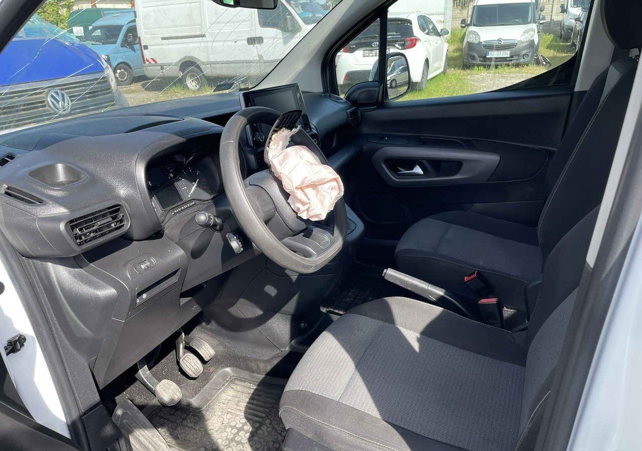 מכונית Toyota ProAce Proace City Verso Toyota Proace City Verso Long 1.5 D-4D Business 2021Salon: תמונה 18