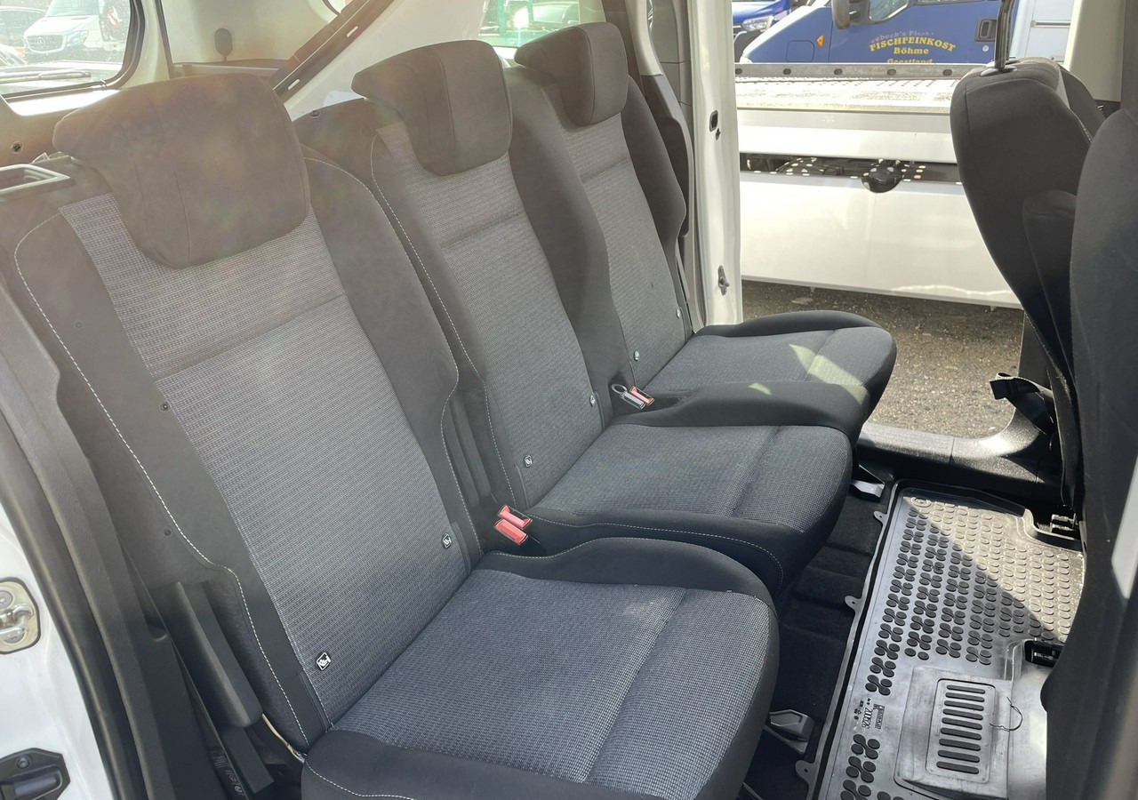 מכונית Toyota ProAce Proace City Verso Toyota Proace City Verso Long 1.5 D-4D Business 2021Salon: תמונה 9