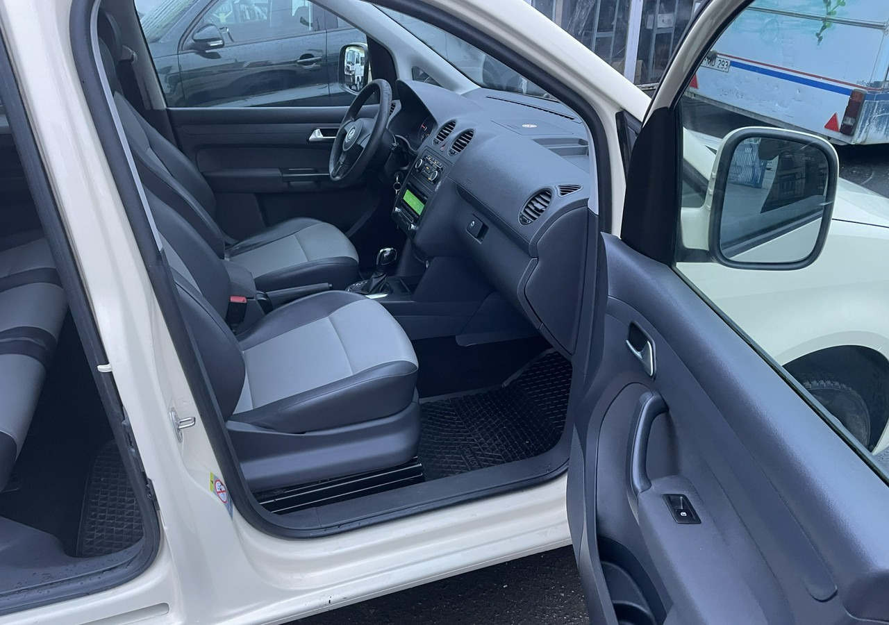 Volkswagen Caddy III Caddy 1.6 TDI dla Niepełnosprawnych inwalida rampa 2015 - מכונית: תמונה 4 Volkswagen Caddy III Caddy 1.6 TDI dla Niepełnosprawnych inwalida rampa 2015 - מכונית: תמונה 4