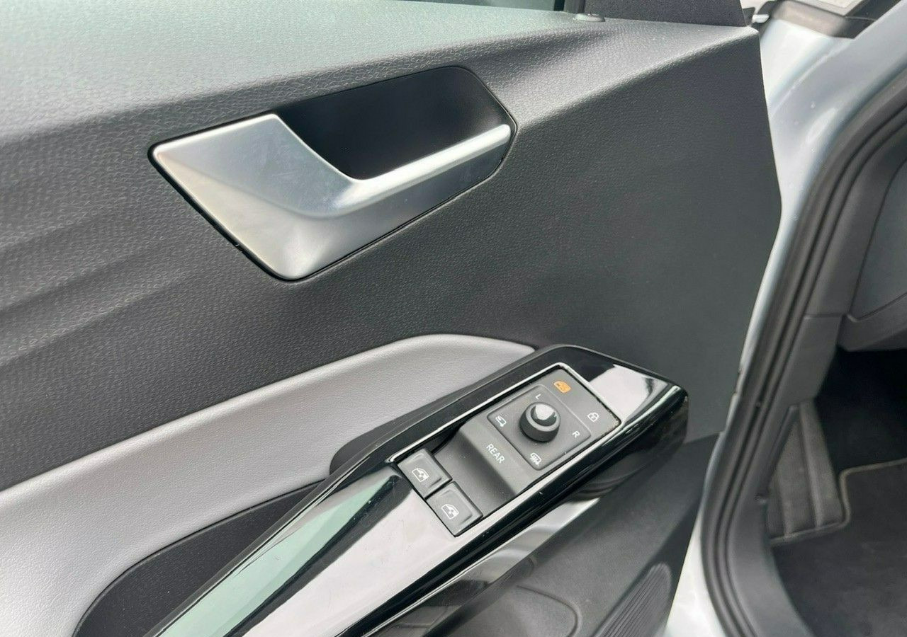 מכונית Volkswagen ID.3 ID.3 PRO S *Bogate wyposażenie*77kWh*500km zasięgu*FV23%*Pompa ciepł: תמונה 7