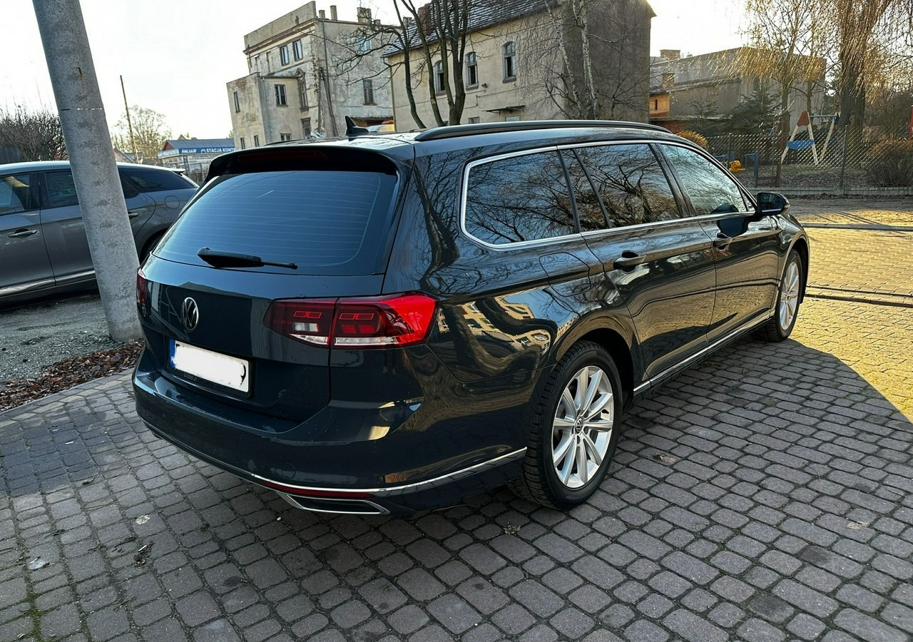 Volkswagen Passat B8 GTE 1.4TSI 218KM Hybryda Plug-in zasięg 50km Panorama*Navi*Skóra*FV2 - מכונית: תמונה 4 Volkswagen Passat B8 GTE 1.4TSI 218KM Hybryda Plug-in zasięg 50km Panorama*Navi*Skóra*FV2 - מכונית: תמונה 4